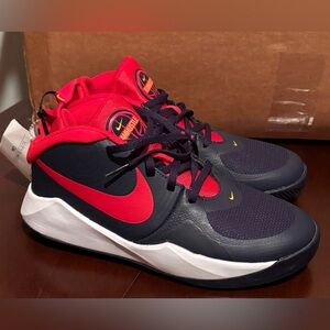 Nike Team Hustle D9 Boys Navy Blue Red White Basketball Shoes Sneakers Sz 5Y